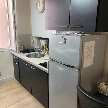 41h - Studio Centre * Cannes